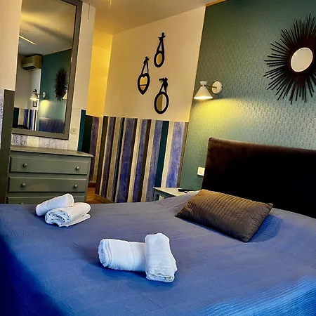 Le Patio Hotel