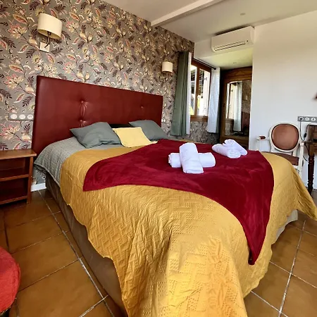 Le Patio Hotel