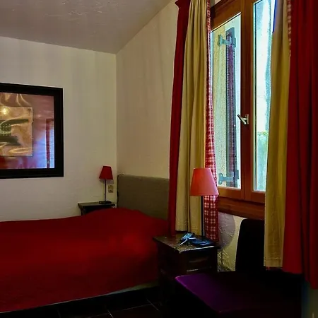 Le Patio Hotel 3*