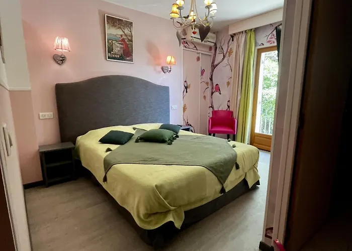 Le Patio Hotell 3*