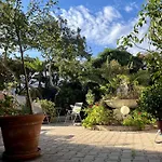 Le Patio Otel Théoule-sur-Mer