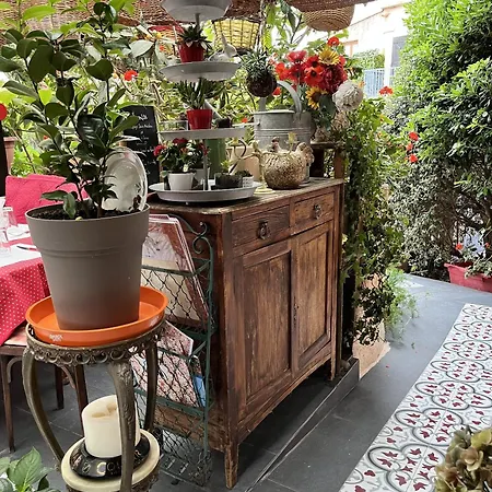 Отель Le Patio 2*