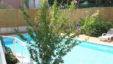 Le Patio Отель 2*