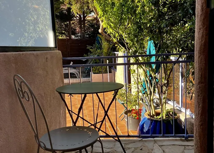 Hotell Le Patio Théoule-sur-Mer